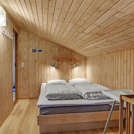 4 Bedroom Beautiful In * Saltum