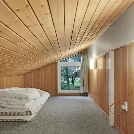 4 Bedroom Beautiful In *