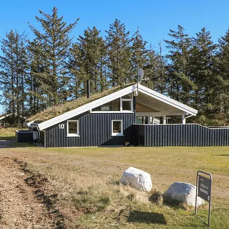 4 Bedroom Beautiful In